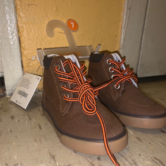 Toddlers Dress Boots ! SIZE 7 NEVER BEEN USED - Picture 3 of 6